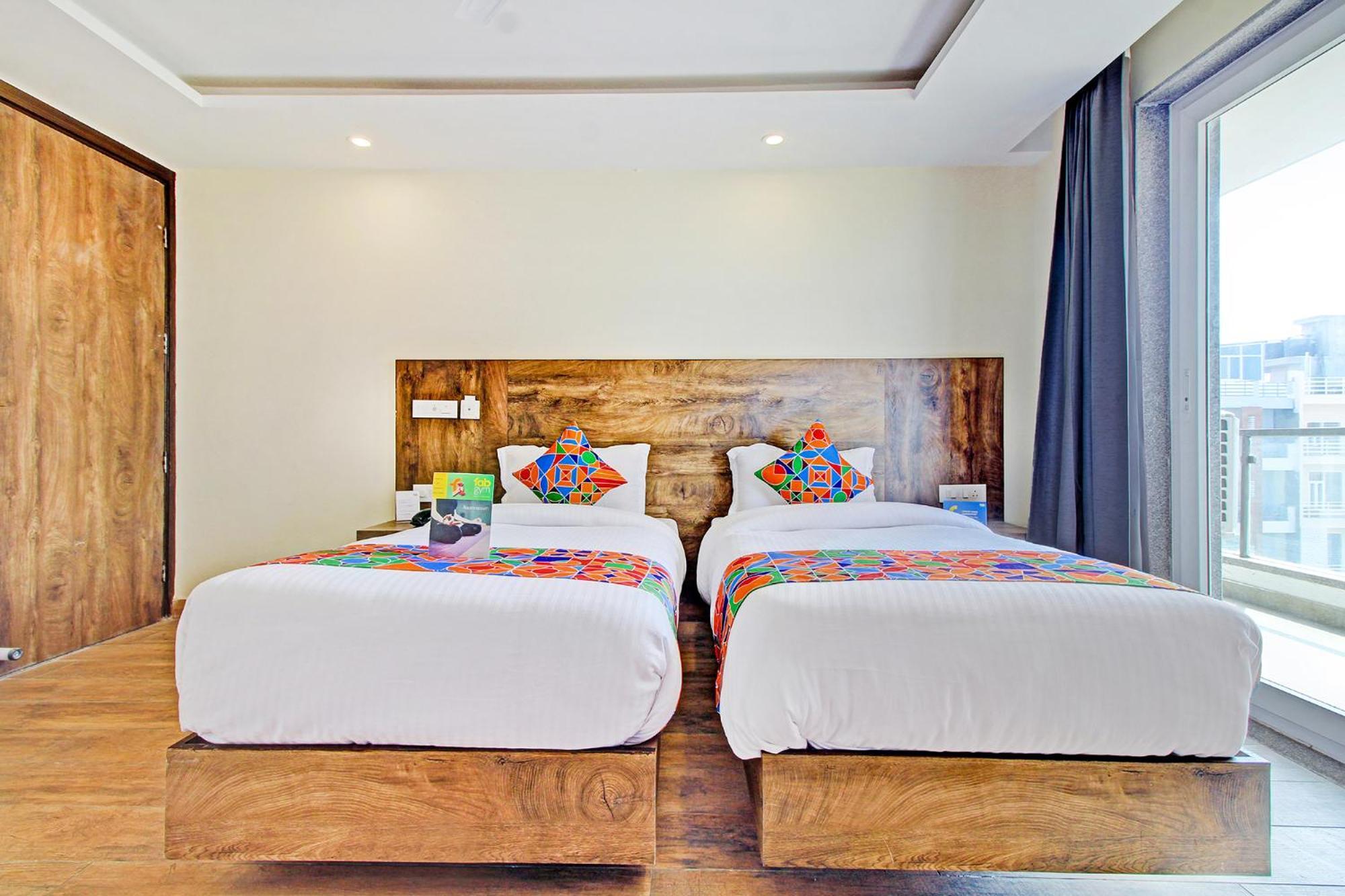 Fabhotel Soft Petals Gurgaon Ngoại thất bức ảnh