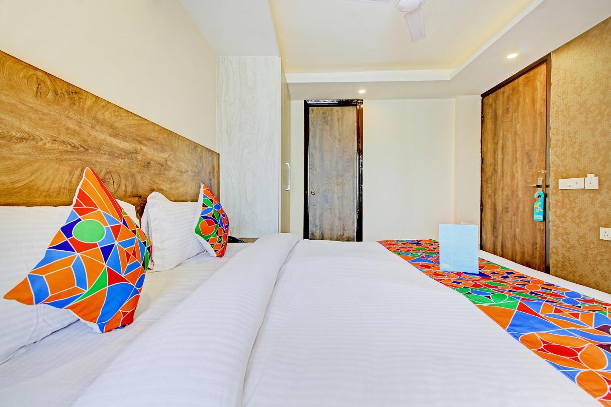 Fabhotel Soft Petals Gurgaon Ngoại thất bức ảnh